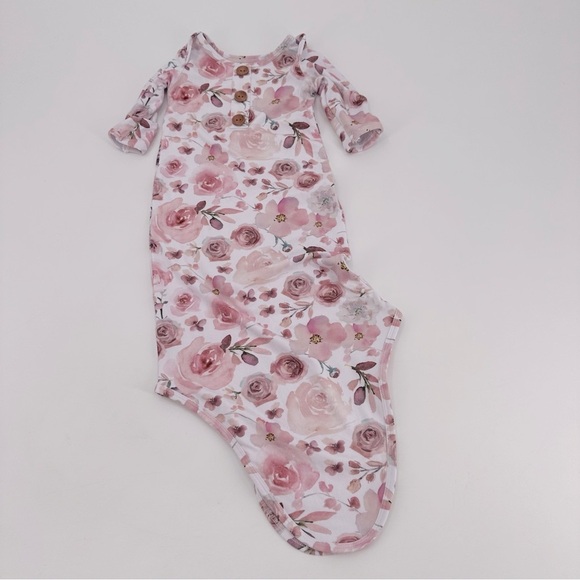 Caden Lane Floral Baby Knot Gown Newborn Sleep Sack 0-3 months - Picture 1 of 3